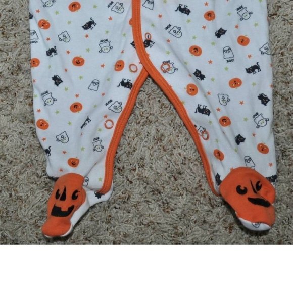 Carters Halloween Pajamas & Bib 3 months 1 Piece Footed Sleep n Play 2 Pc Set - Picture 4 of 7